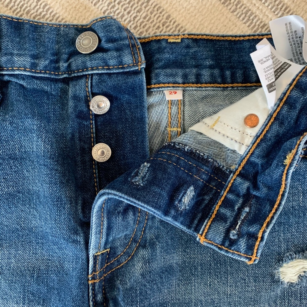 Levi’s cut of shorts